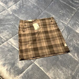 Grey and black plaid Gap skirt